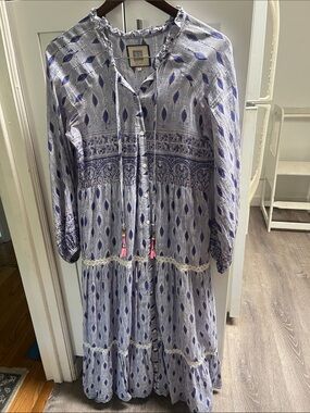 Bell Tuckernuck caftan S Boho Peasant Maxi Dress in White & Blue